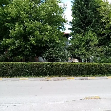Azra - Sarajevo, Ilidza דירה *